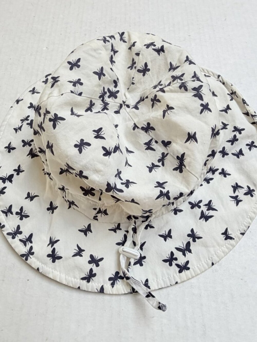 Ami & Li White Butterfly Cotton Sun Hat Wide Brim Adjustable Kids Medium Travel